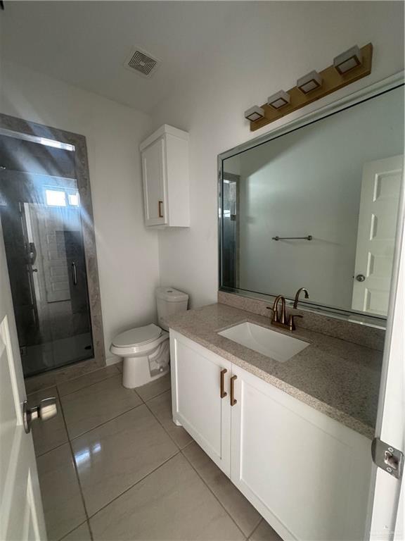 Building Photo - 11 W Woodson Dr