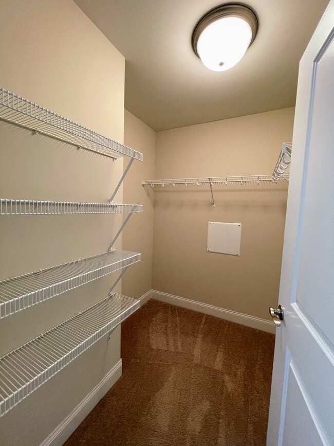 Building Photo - 57 NW Moore Farm Cir