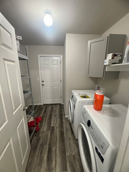 Building Photo - 530 Woodcreek Lp