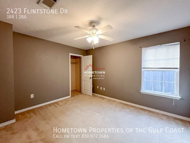 Building Photo - 2423 Flintstone Dr