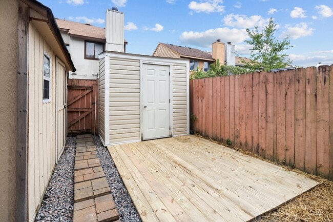 Building Photo - 3851 Chimney Creek Dr