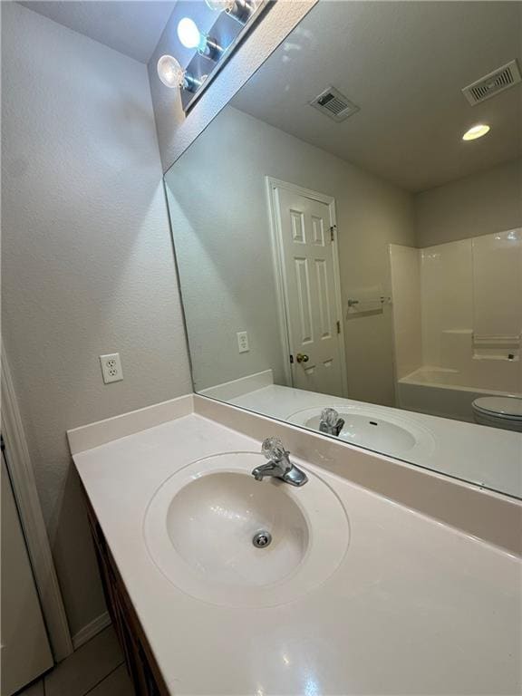 Building Photo - 3301 SW Deerfield Blvd