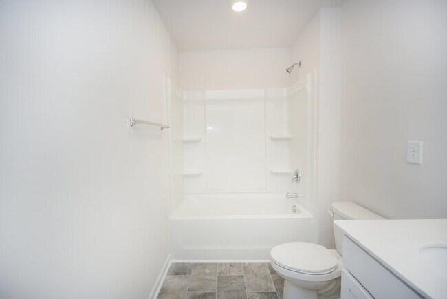 Building Photo - 538 King Clover Ln