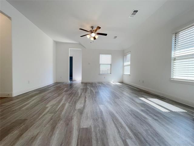 Building Photo - 425 Camille Crossing