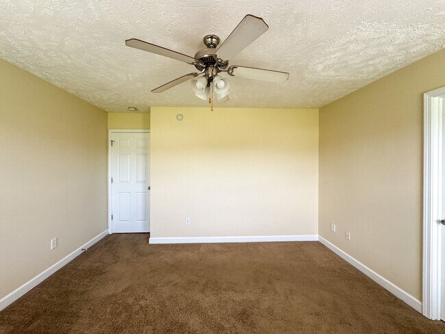 Building Photo - 316 Ivy Wood Lane