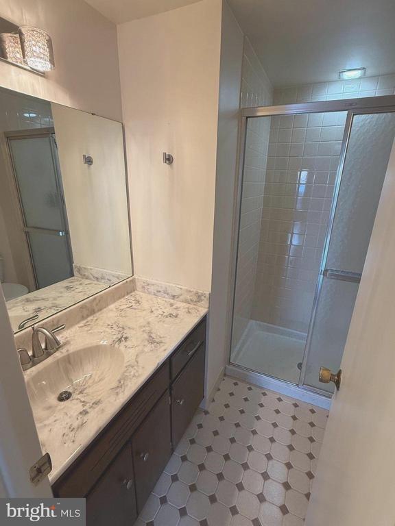 Building Photo - 1375 Pershing Blvd