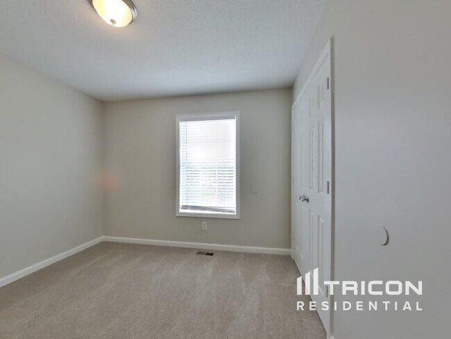Building Photo - 340 Tuscany Trce