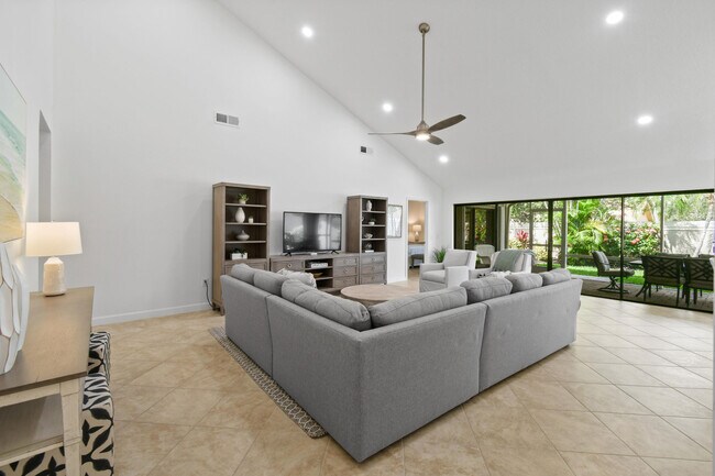 Building Photo - 308 Ridge Rd
