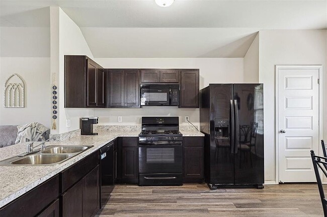 Building Photo - 11604 NW 95th St