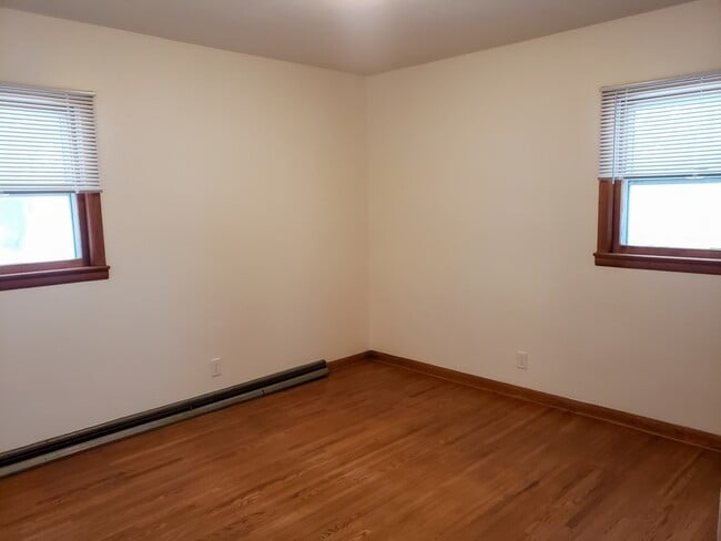 Building Photo - 2980 Hope Rd