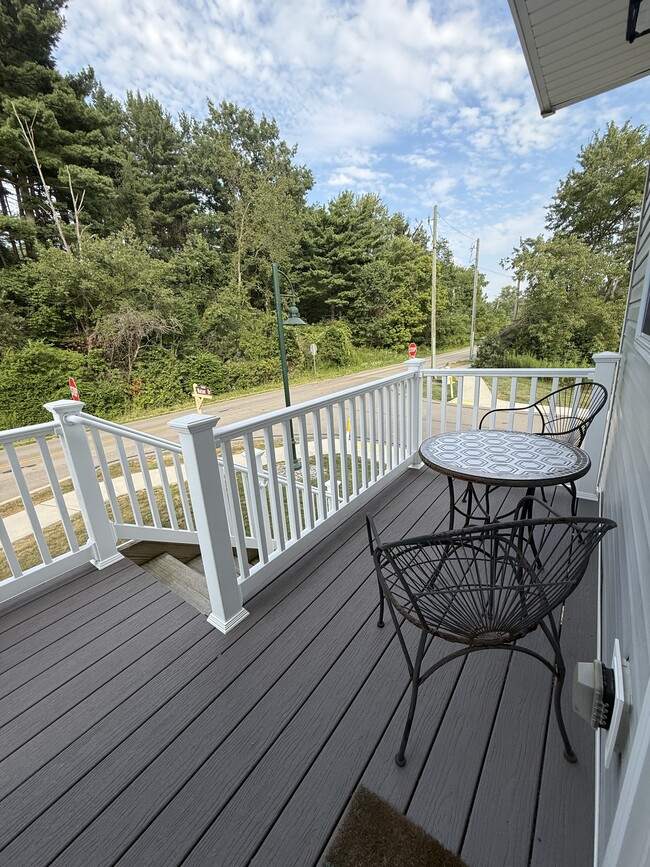 Primary Photo - 100 Watson Dr