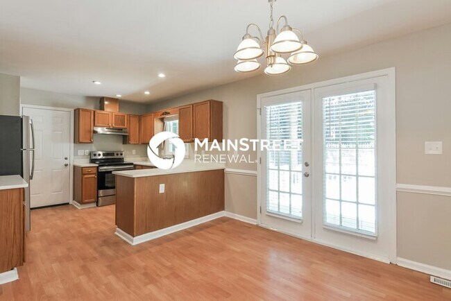 Building Photo - 3 Bedroom Pet-Friendly Home in Knightdale, NC with Main Street Renewal