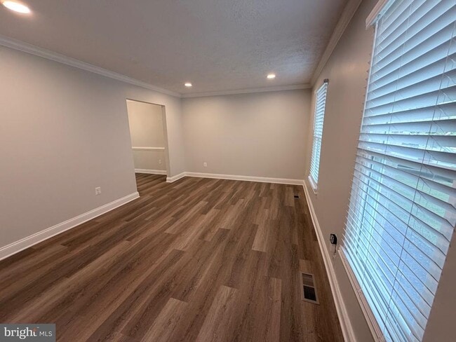 Building Photo - 917 Cypress Point Cir