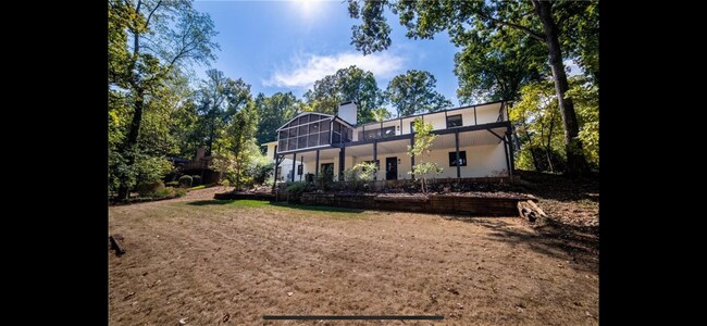 Building Photo - 414 Shorecrest Dr