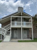 Building Photo - 15261 Jones Creek Village Ave
