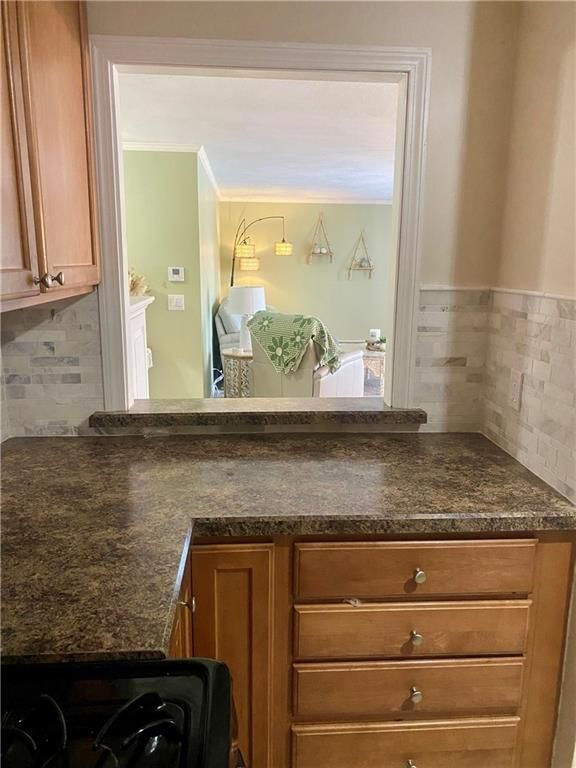 Building Photo - 7 Wake Robin Rd