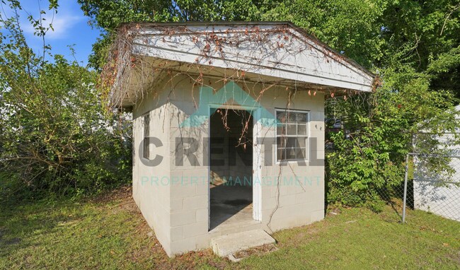 Building Photo - 1309 Carolina St E