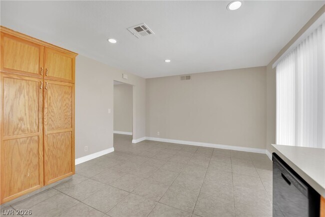Building Photo - 7156 Enterprise Dr