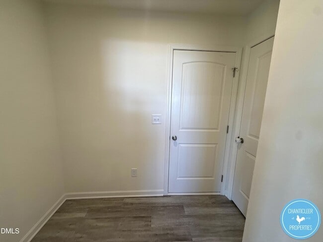 Building Photo - 49 Suhani Ln