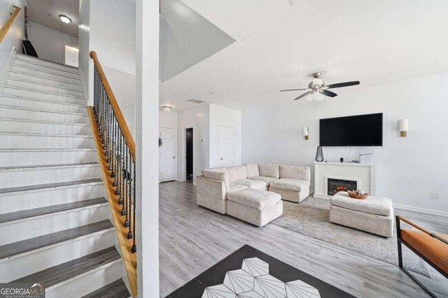 Building Photo - 166 Odyssey Dr NW