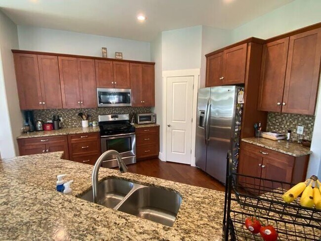 Building Photo - 1007 Taulbee Ln
