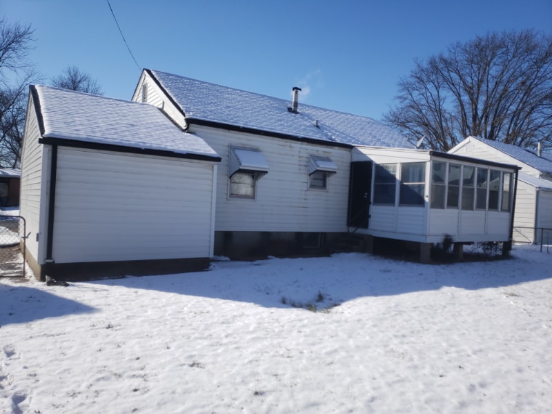 Building Photo - 2457 Shannon Ave