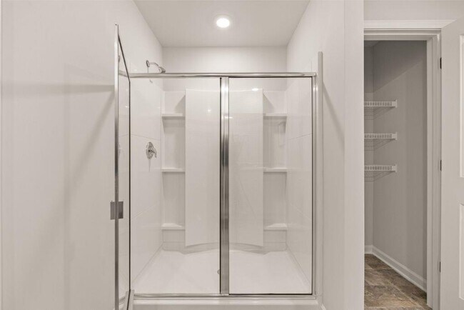 Building Photo - 801 Grovebury Ct