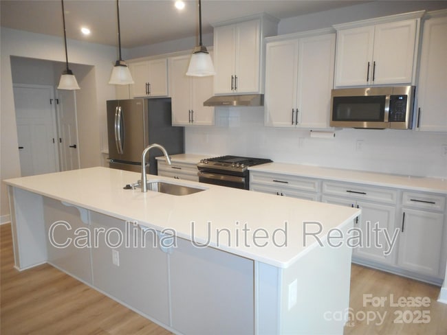 Building Photo - 3033 Matthews-Indian Trail Rd