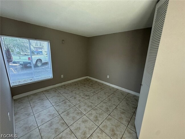 Building Photo - 1830 Maravilla Ave