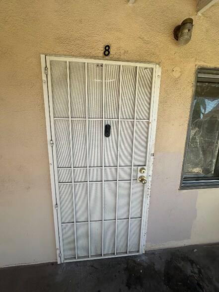 Building Photo - 8422 Amigo Ave
