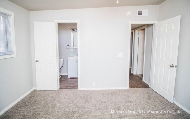 Building Photo - 2710 68th St