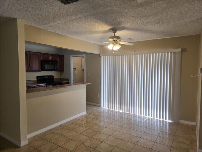 Building Photo - 369 Dundee Dr