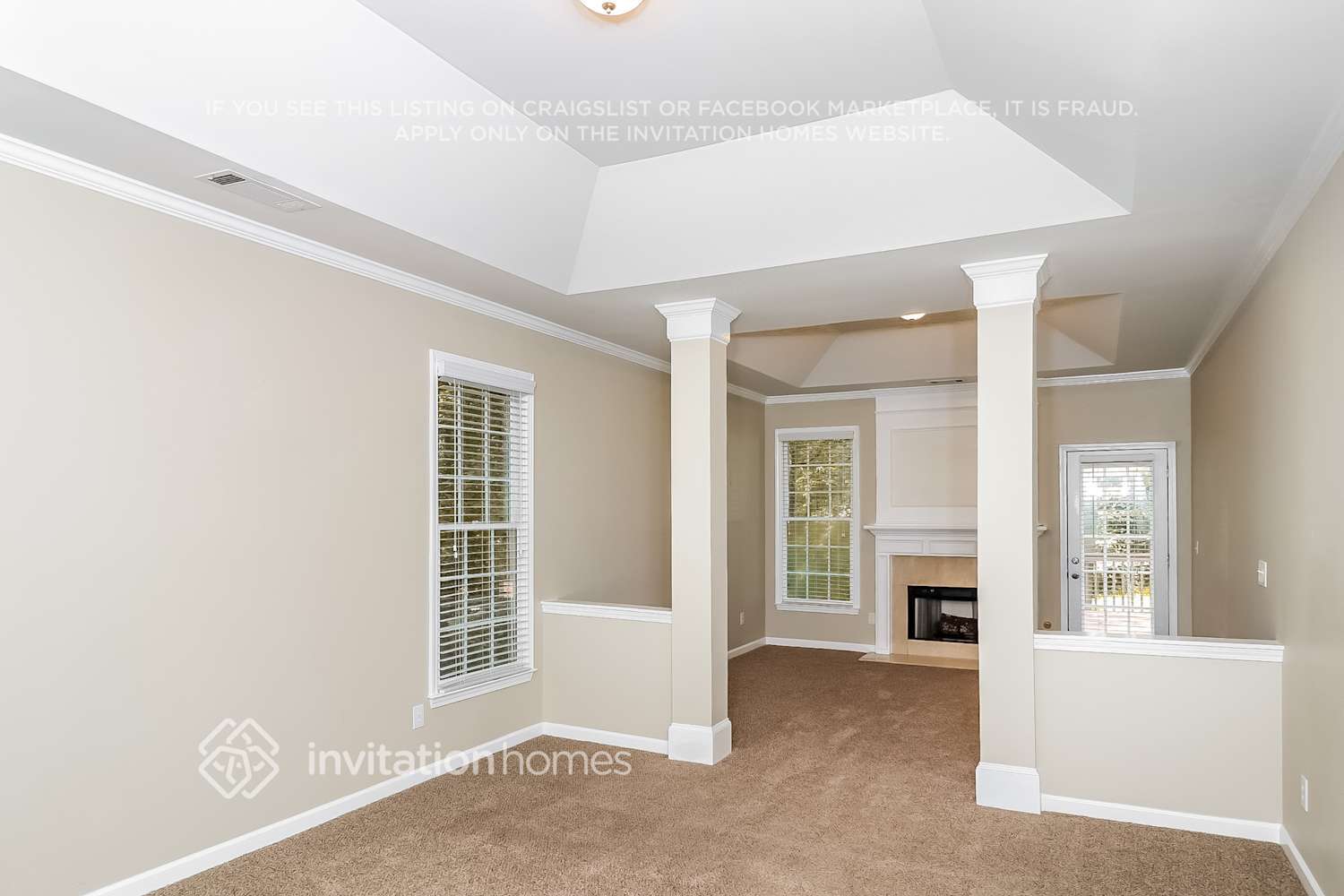 Building Photo - 9640 Eagles Landing Dr