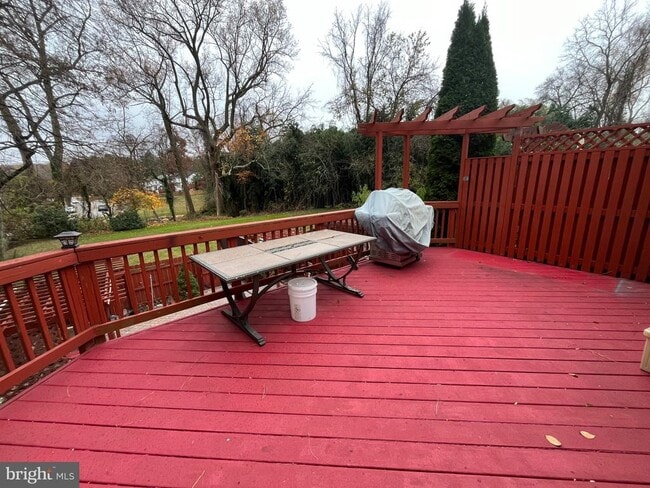 Building Photo - 283 Point to Point Square