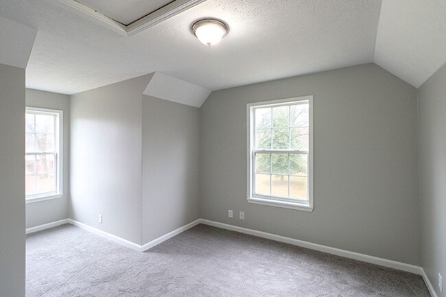 Building Photo - Newly updated 3 bedroom and 2 bath Cape Cod