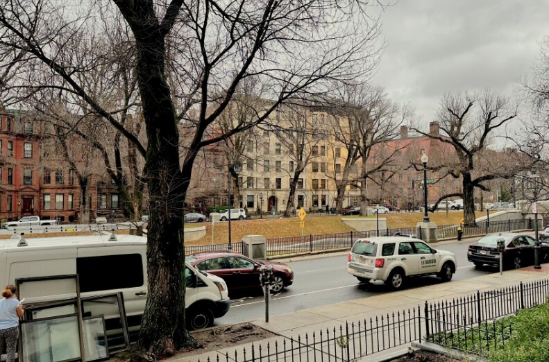 Building Photo - 386 Commonwealth Ave