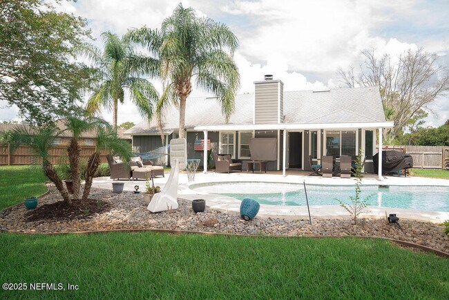 Building Photo - 2779 Chesterbrook Ct