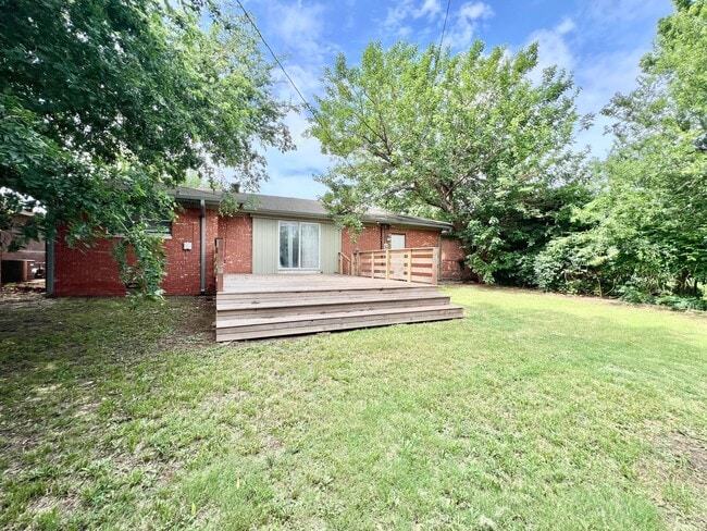 Building Photo - ?Cute Home Near Hefner Parkway and Shoppes ?