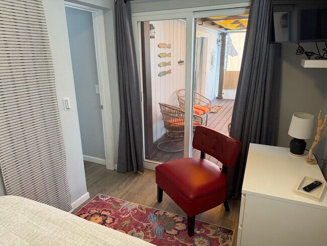 Building Photo - Charming Bungalow by the Beach in Leucadia!