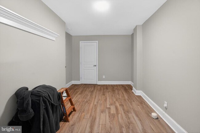 Building Photo - 4739 Smick St