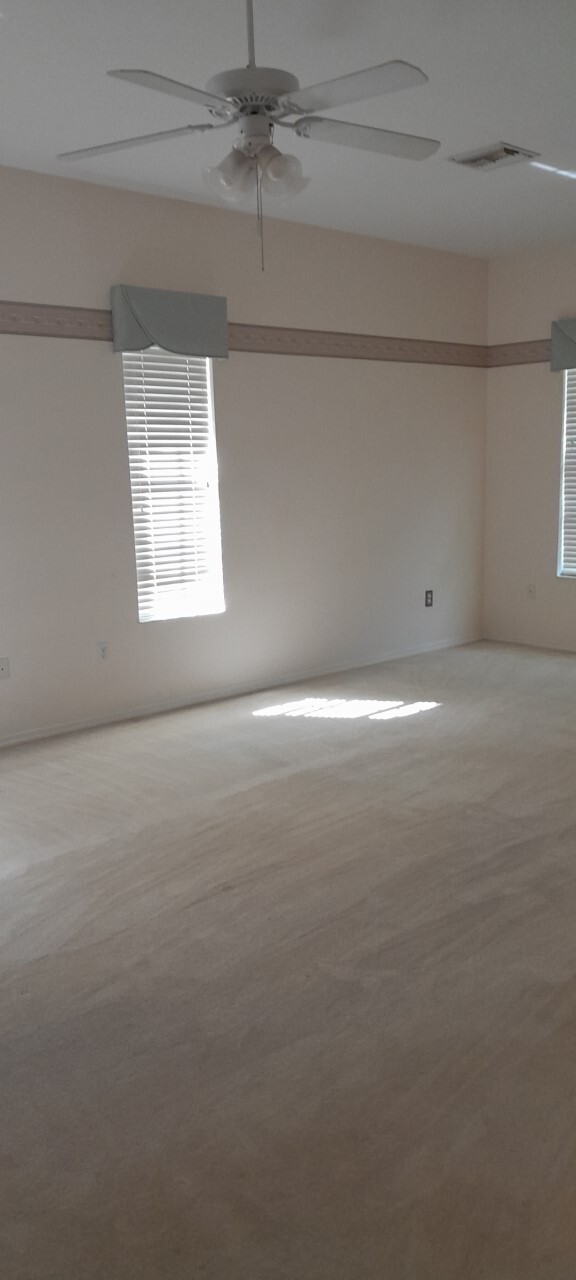 master bedroom - 2182 Longleaf Cir