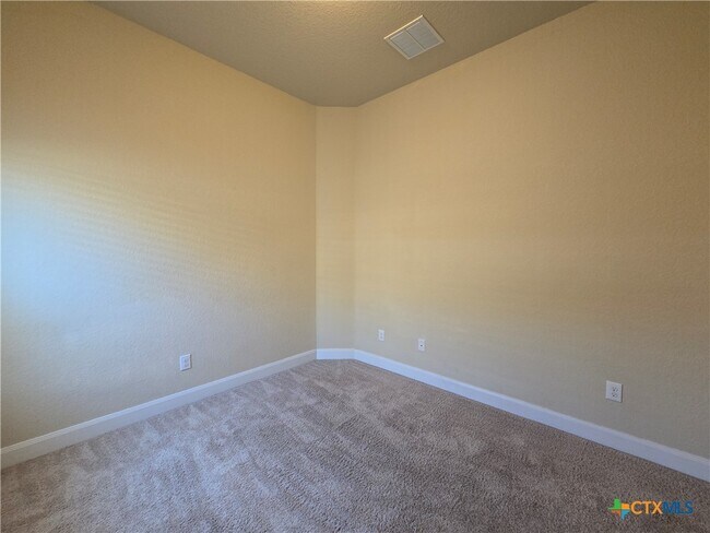 Building Photo - 1215 FM306