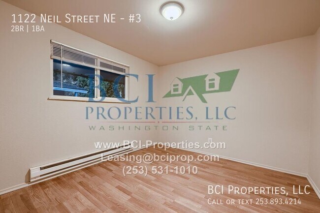 Building Photo - 1122 Neil St NE