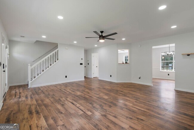 Building Photo - 2055 Amberly Glen Way