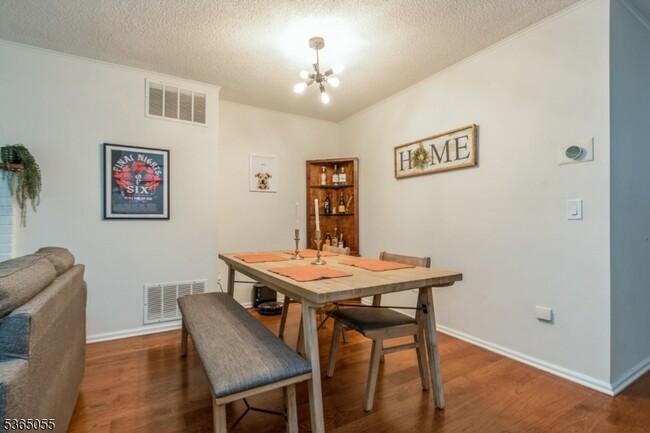 Building Photo - 13D Dorado Dr