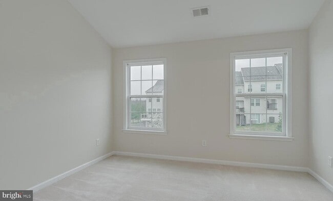 Building Photo - 105 Raphael Ct