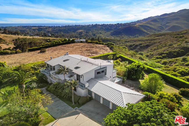 Building Photo - 6047 Cavalleri Rd
