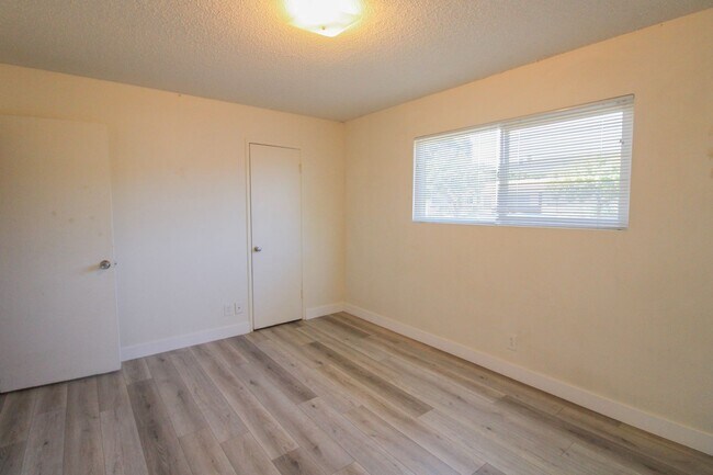 Building Photo - 1778 Vicente Dr