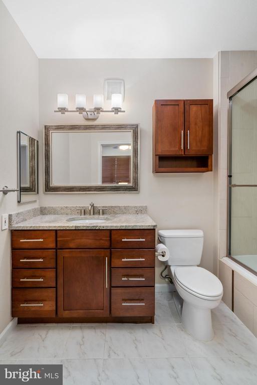Building Photo - 3021 Nicosh Cir