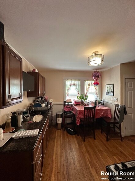 Building Photo - 62 Litchfield St